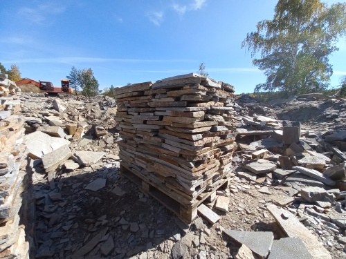 Плитняк златолит серебристый для мощения на бетон купить в Нижних Сергах