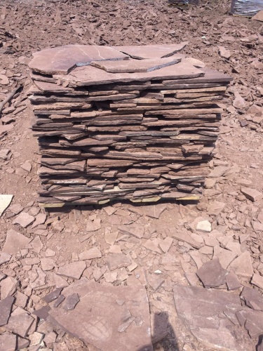 Плитняк лемезит бордовый для цоколя 1,5-2 см купить в Нижних Сергах