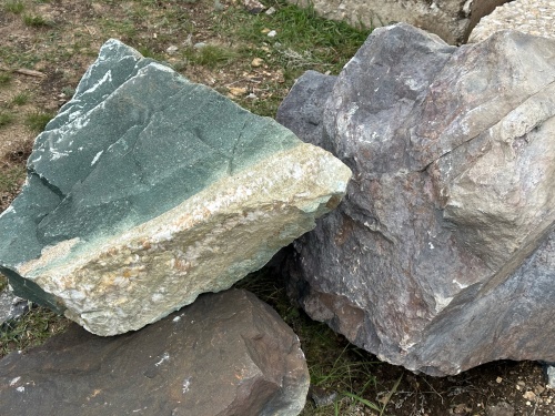 Камни для ландшафтного дизайна зелёные 10-60 килограмм купить в Нижних Сергах