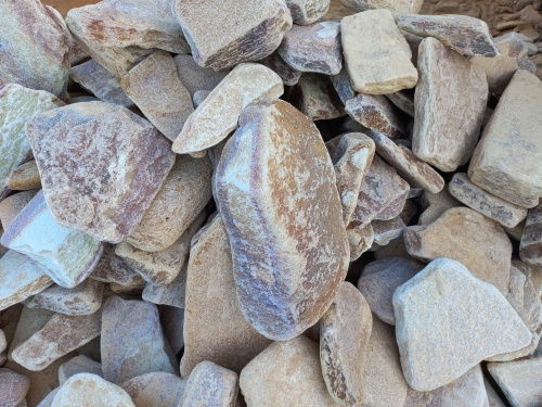 Златолит жёлтый, жёлто-зелёный глыбки и валуны для ланшафтного дизайна купить в Нижних Сергах