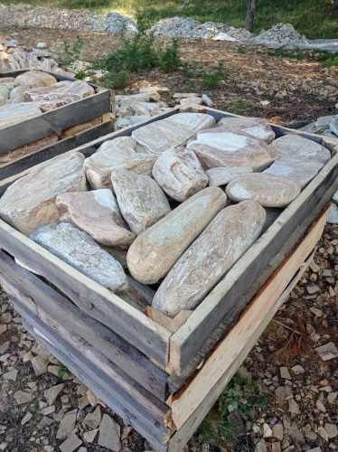 Златолит жёлтый, жёлто-зелёный глыбки и валуны для ланшафтного дизайна купить в Нижних Сергах