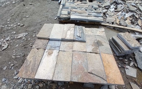 Плитка пилёная златолит Уральский для цоколя, отмостки купить в Нижних Сергах