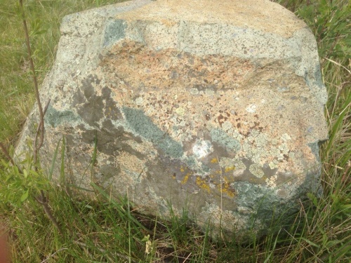 Гигантские зелёные валуны для ландшафтного дизайна весом более 5 тонн купить в Нижних Сергах