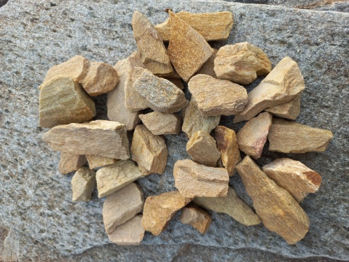 Златолит жёлтый декоративная каменная крошка купить в Нижних Сергах